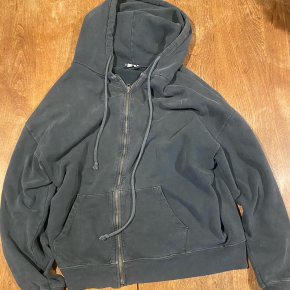 Subdued zip up hoodie really cool fade - Picture 2 of 3
